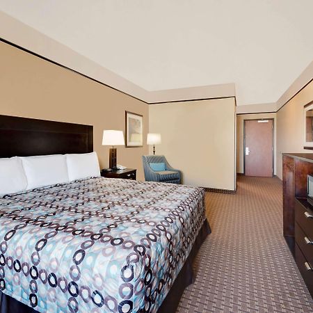 Super 8 By Wyndham Odessa Tx Hotel Kültér fotó