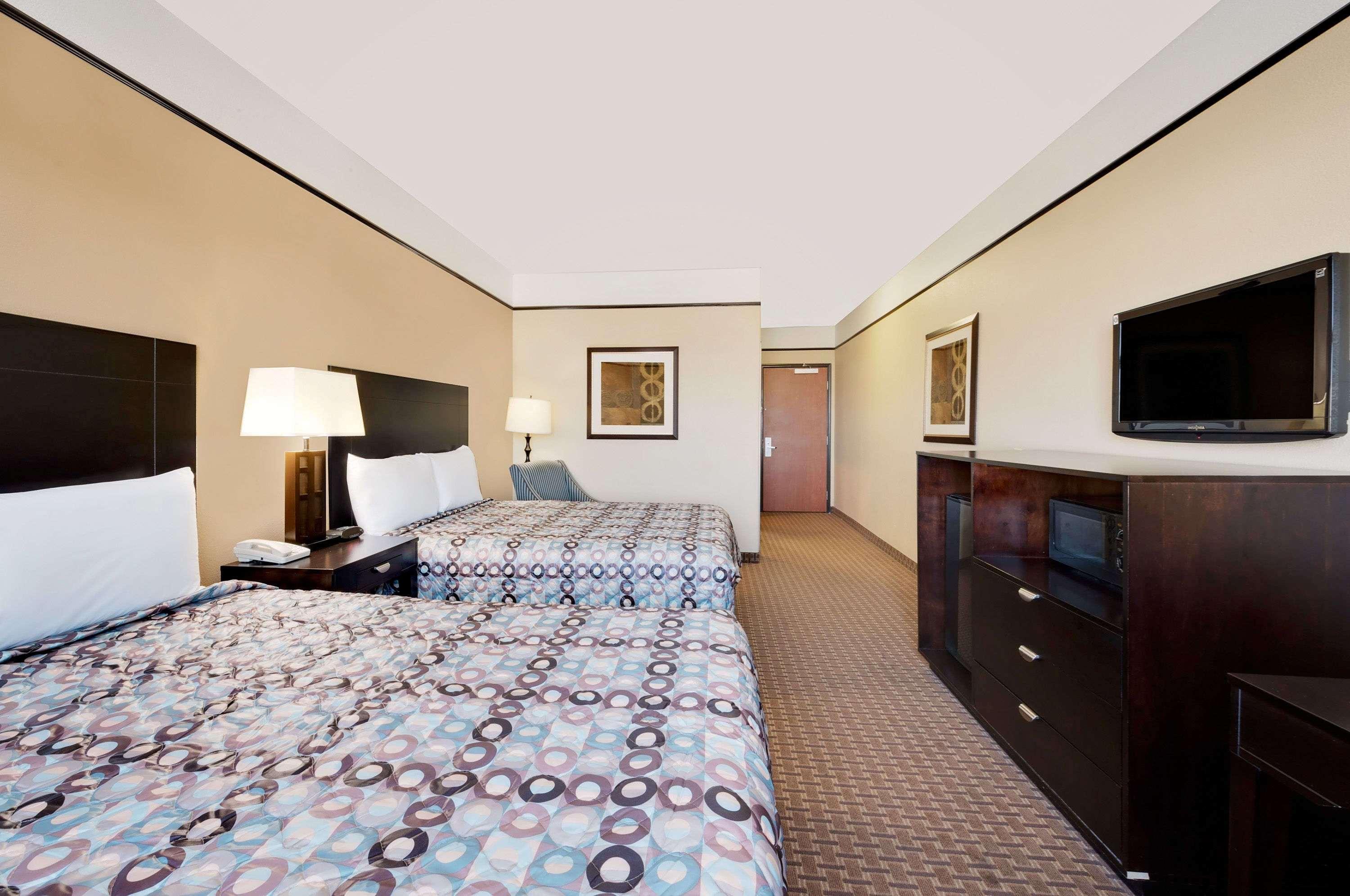 Super 8 By Wyndham Odessa Tx Hotel Kültér fotó