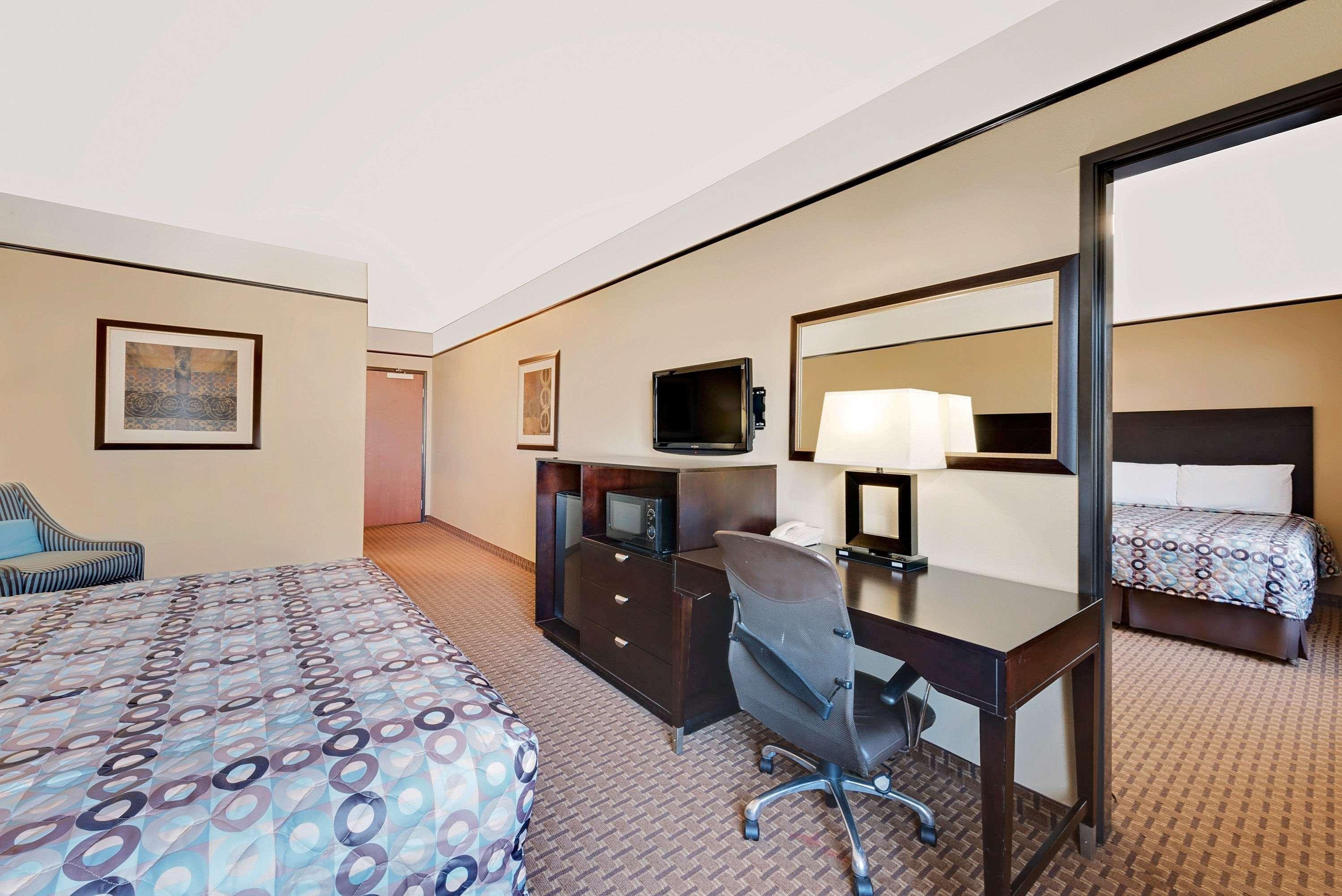 Super 8 By Wyndham Odessa Tx Hotel Kültér fotó