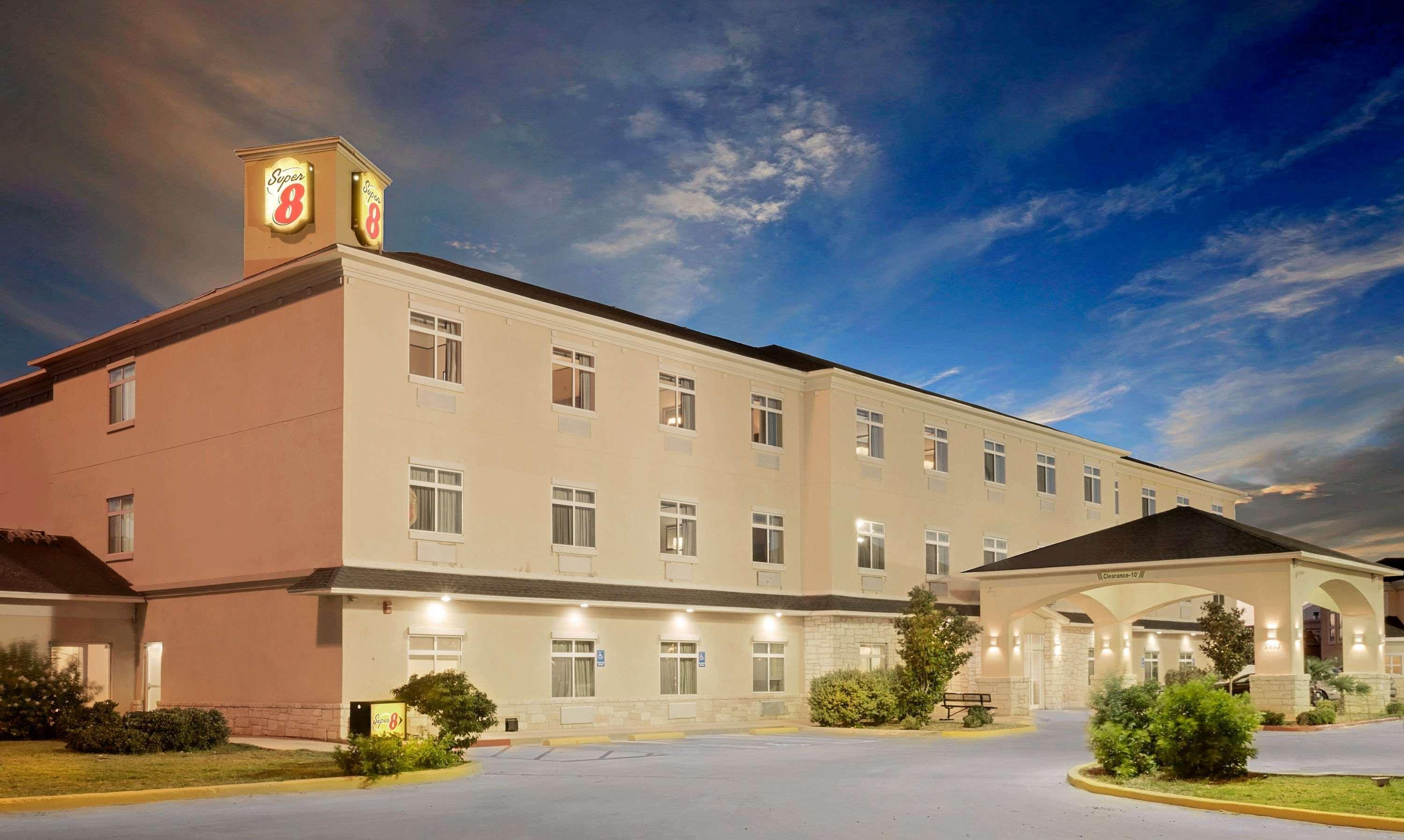 Super 8 By Wyndham Odessa Tx Hotel Kültér fotó
